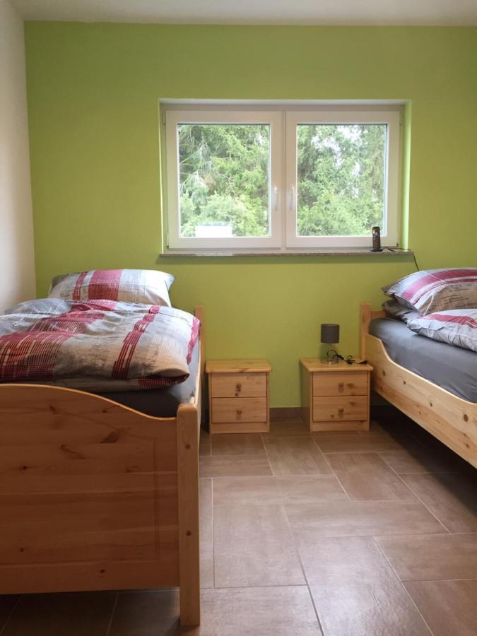 Hunsruecker-Fewo - Die Erlebnishuette - 2 Ferienwohnungen Im Hunsrueck In Unzenberg Gobenhausen Chambre photo